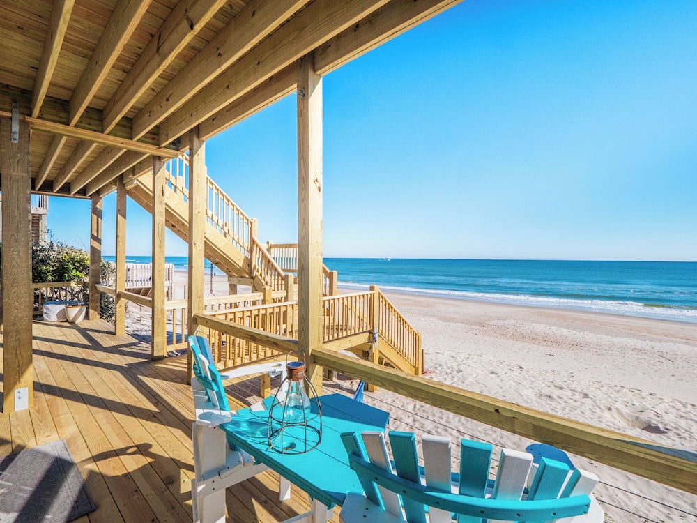 Vintage Vacation by Topsail Realty