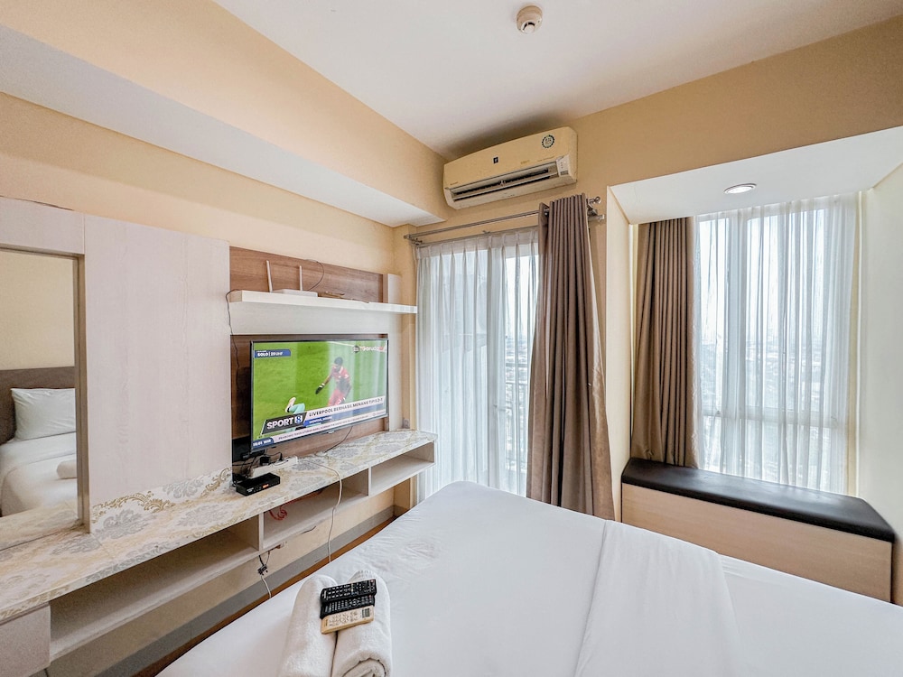 Best Price And Relaxing Studio (No Kitchen) At Tamansari Papilio Apartment