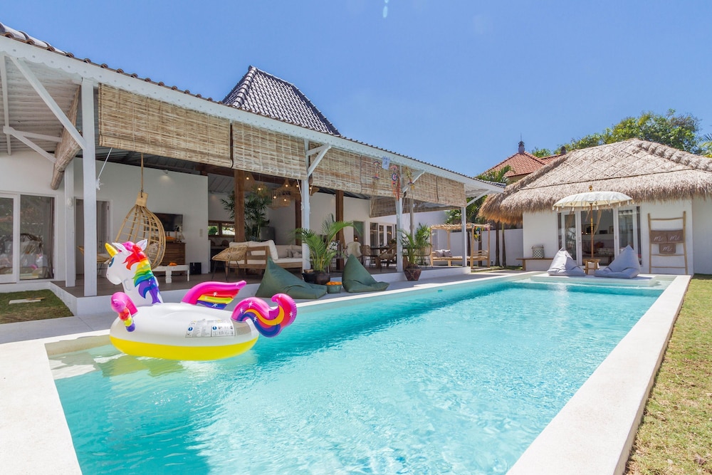 Villa M by Alfred in Bali - Stunning Family Villa With Pool at Seminyak Beach