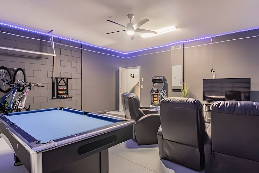 Solterra 6br, 4 Ensuites, Pool & Game Room