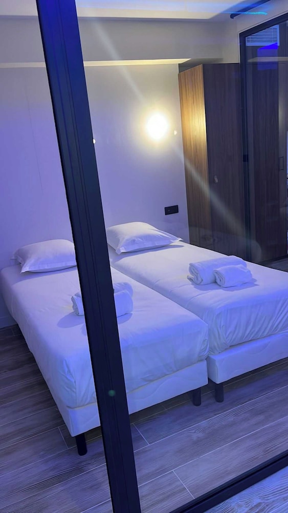 Charming Flat - 2br-6p - Cannes