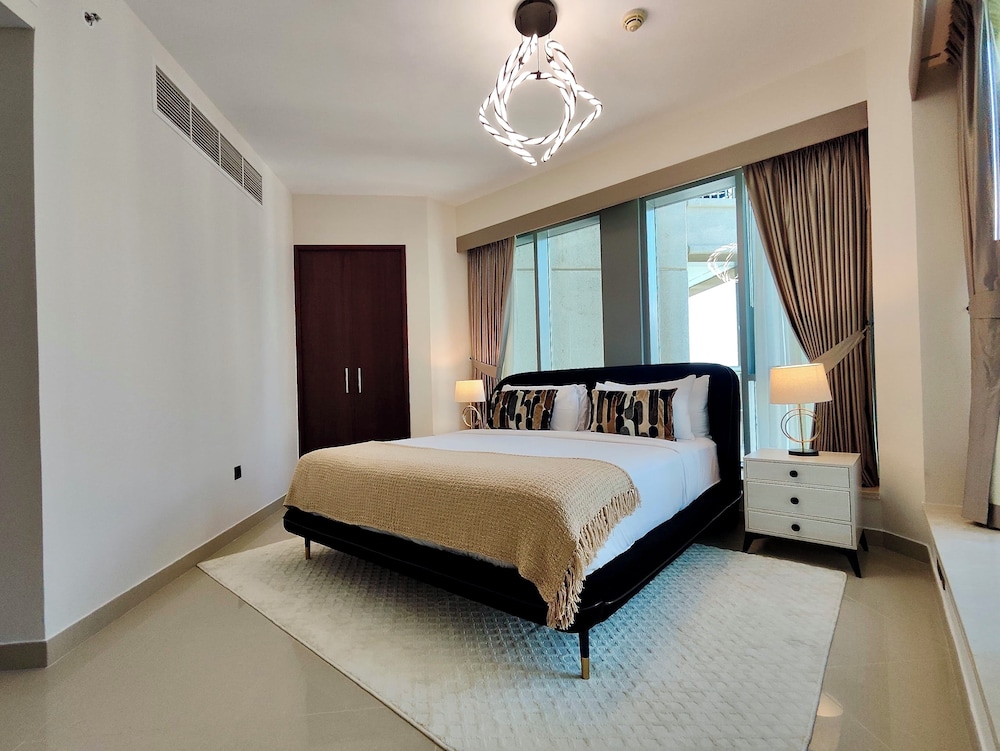 Lux BnB I 29 BLVD Burj & Fountain Views