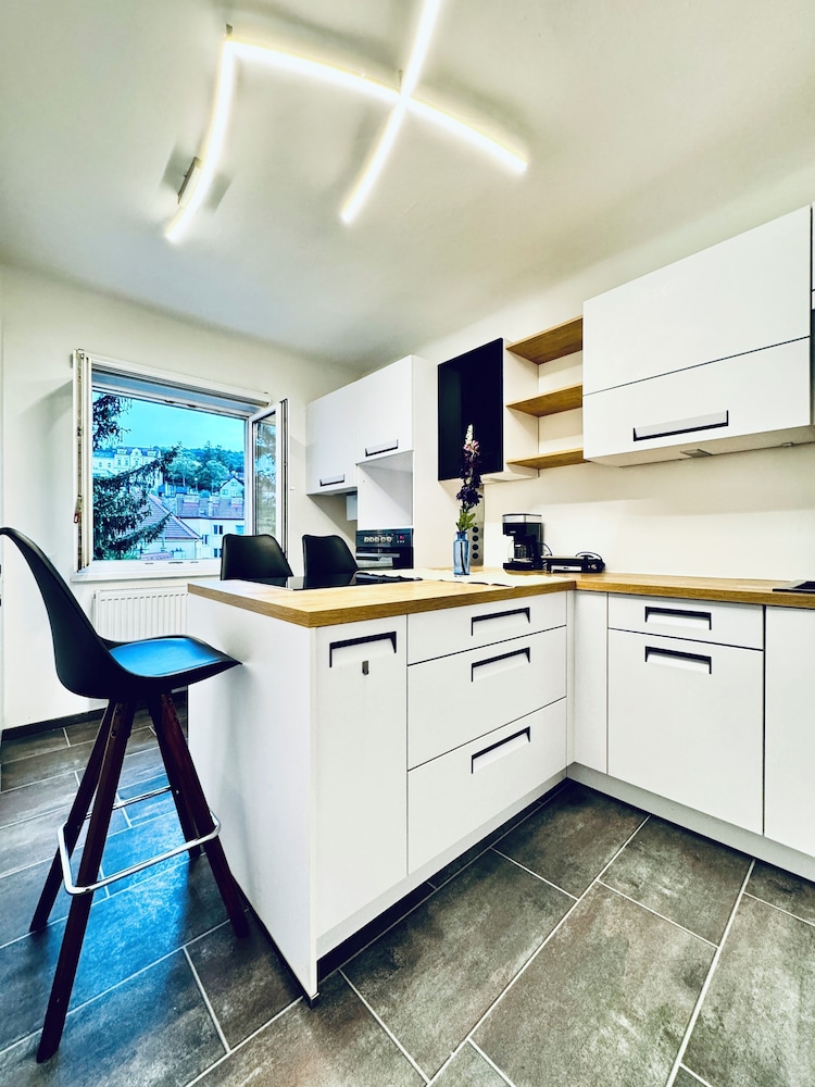 2BR 1LR Apartment for 5 Peaceful Stay