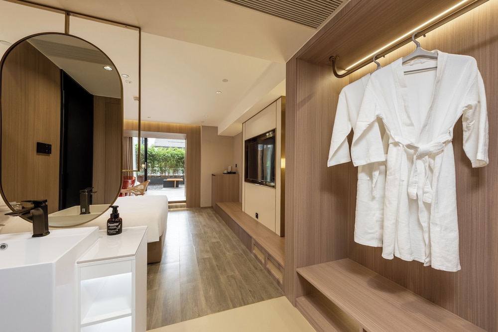 Leshan Manfu Hotel
