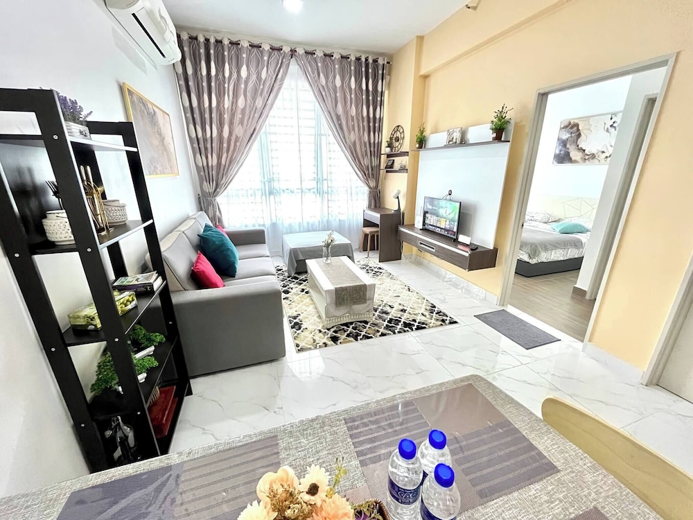 Golden Troika Kota Bharu Homestay - 2 Bedroom