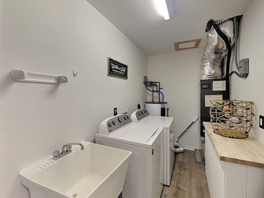 Hilltop Hideaway by Jackson Mountain Rentals