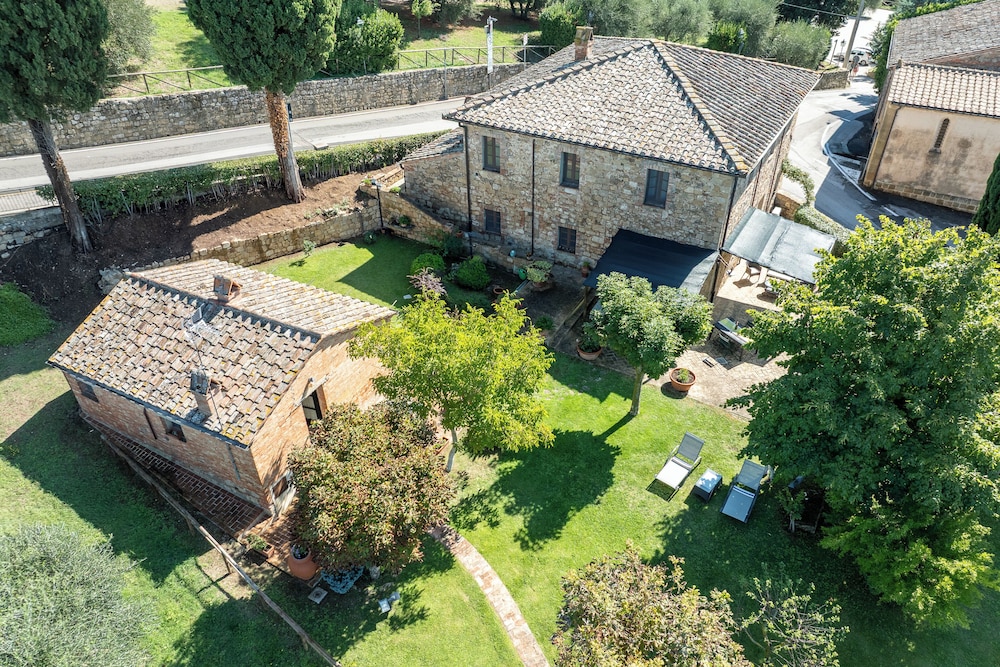 Maria Gabriella Holiday Home