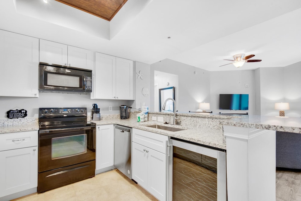 Palms Resort #1202 Full 2 Bedroom