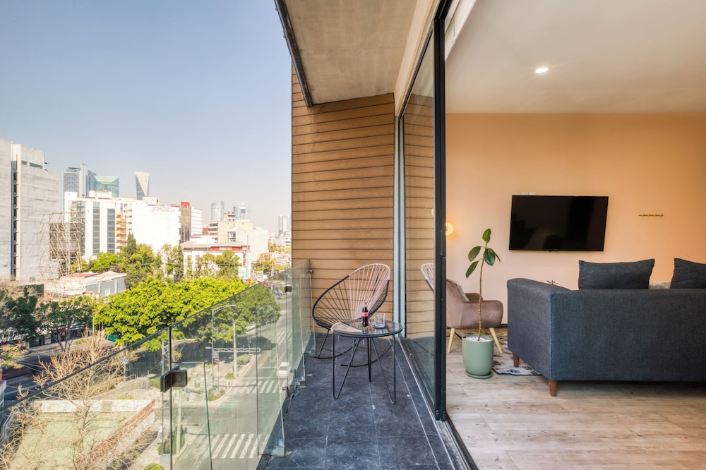 MEDELLIN 148 by Mr. W