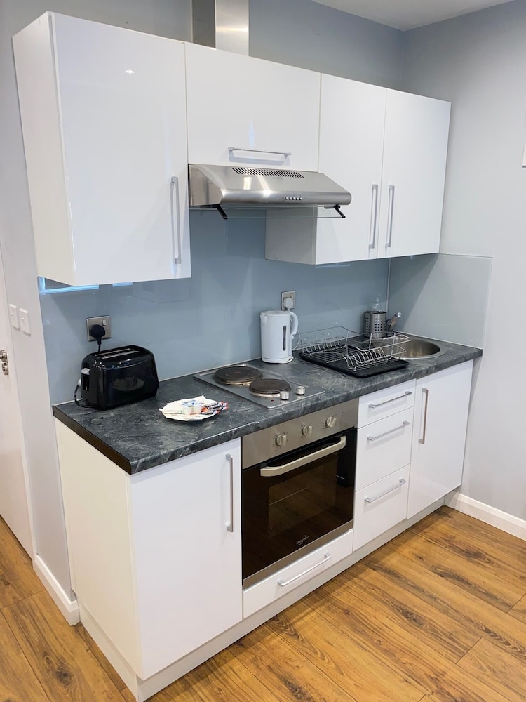 Leicester Vacations - Showcase Apartments Kimberley House - Property Image 45