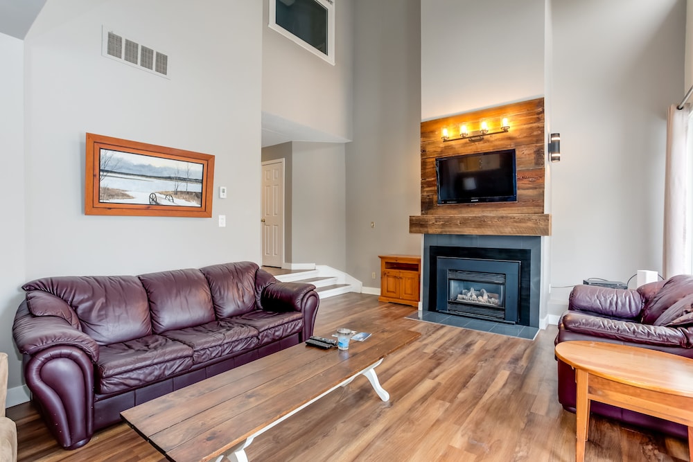 Wintergreen Condos