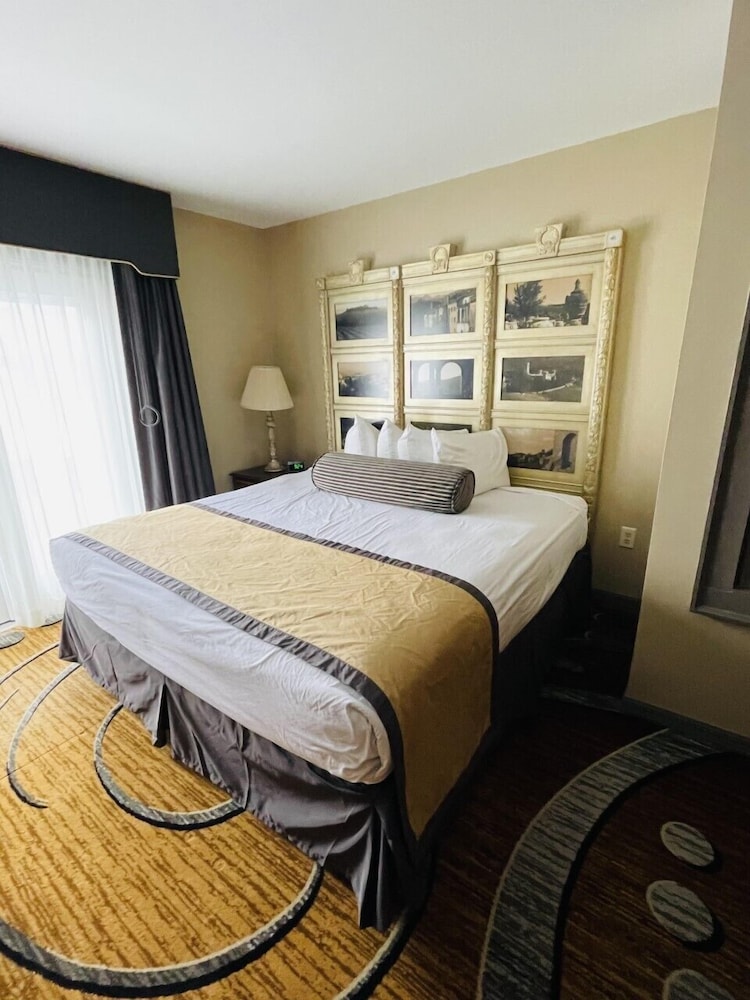 Hotel 27