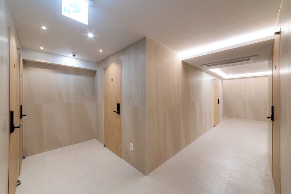 Hi Seoul Hostel Myungdong West