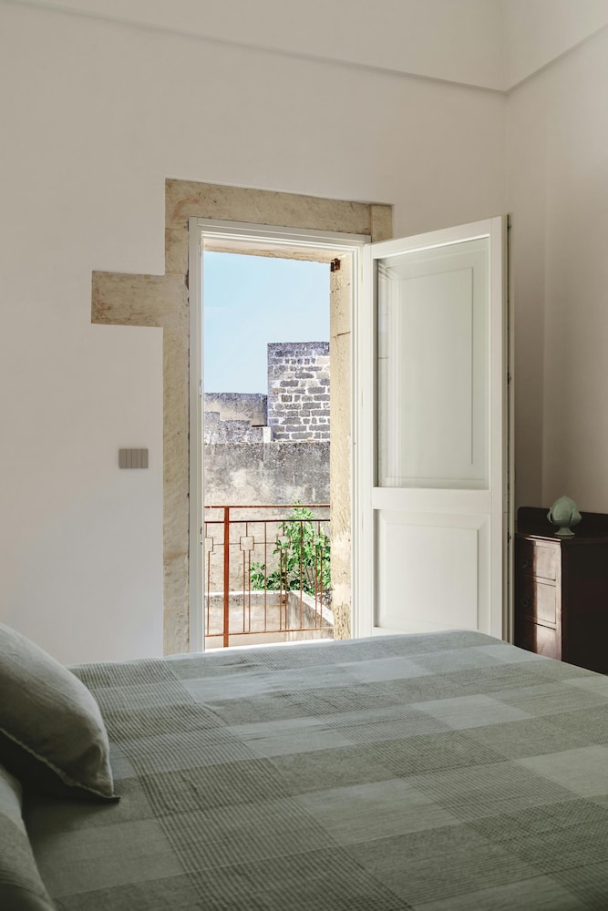 La Canonica Suites
