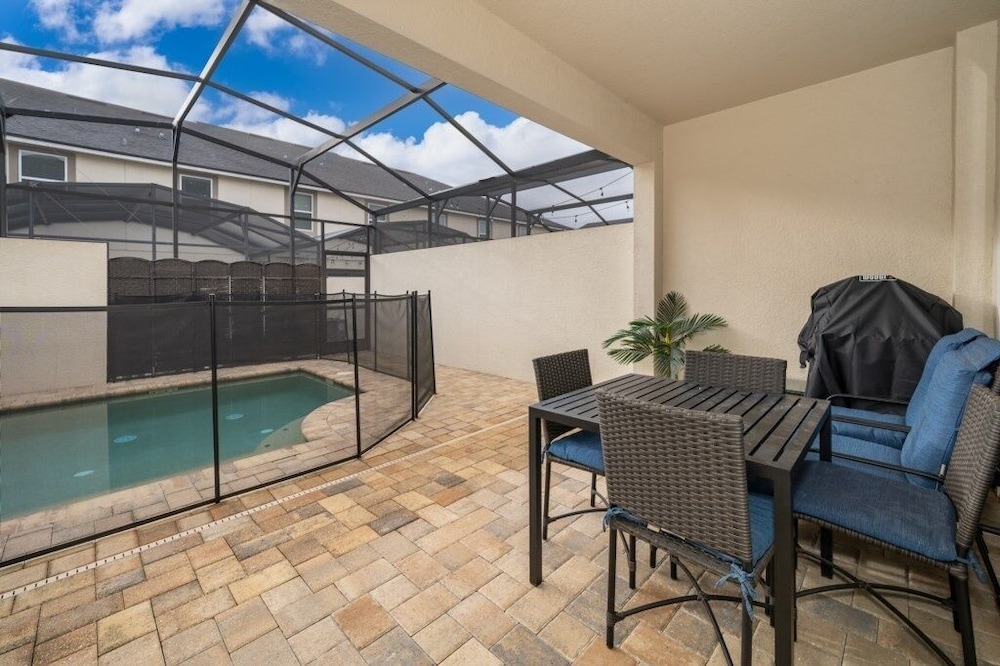 New! Modern Townhome Near Disney! Splash Pool, Resort W/waterpark-8206sa 3 Bedroom Townhouse
