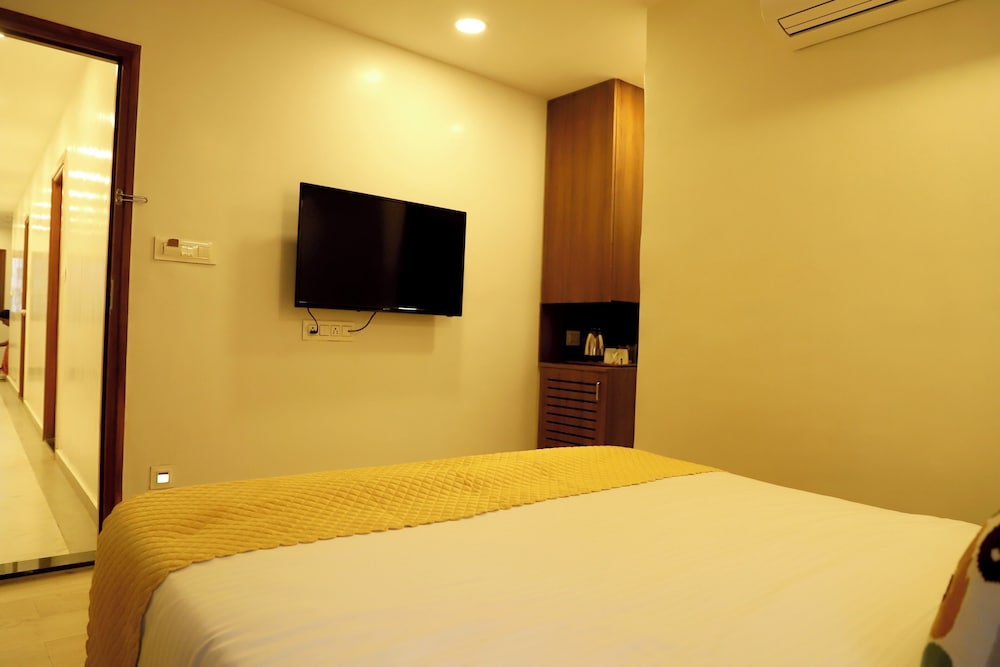 Hotel Hinduja Empire
