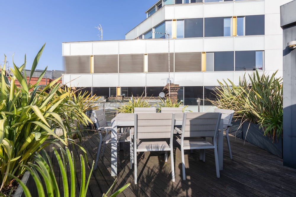 Hanway Street by Onefinestay