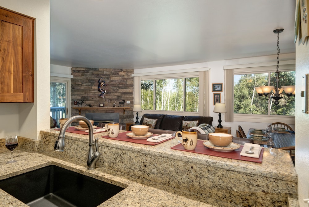 Park City Ski Resort - Snow Flower Vacation Homes