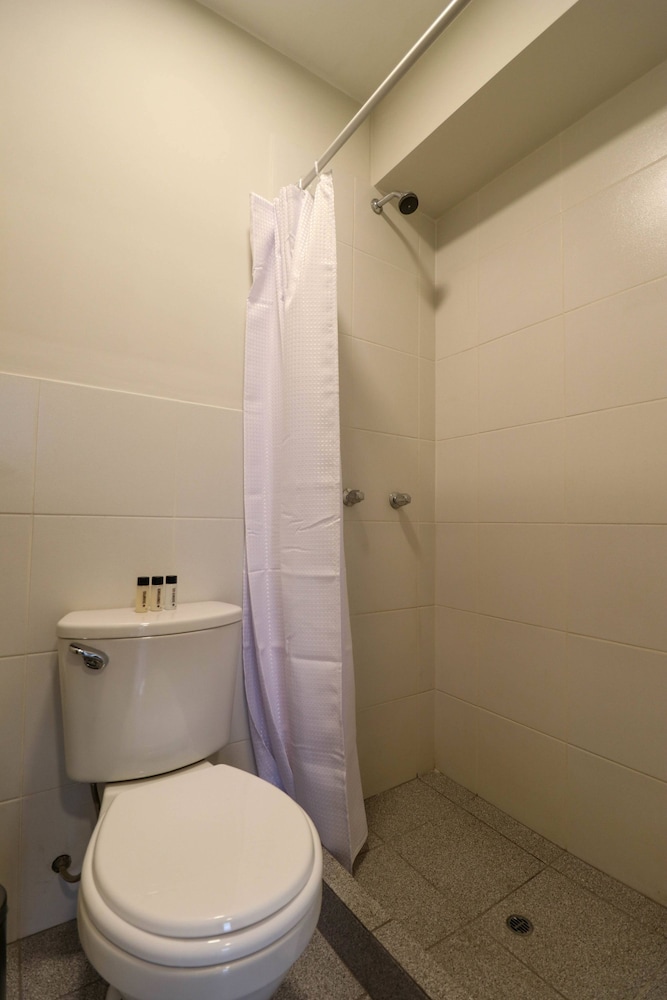 w Magnificent 3BR in the Heart of Barranco