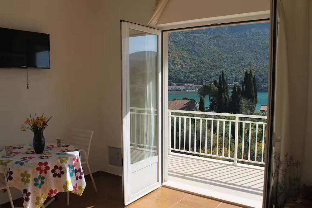 Apartments Doko Zaton Bay