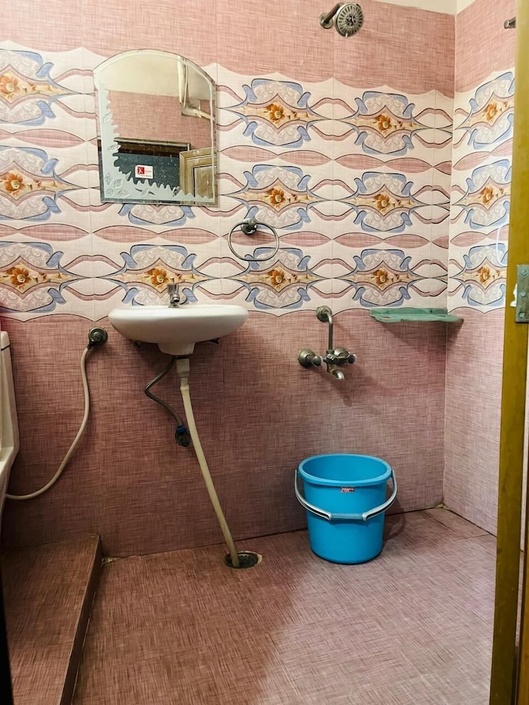 HOTEL KRISHNA GORAKHPUR