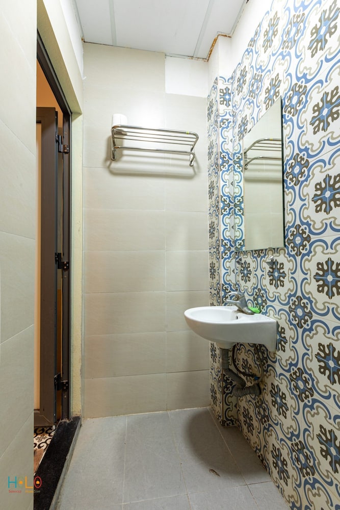 HoLo Conic House Hanoi