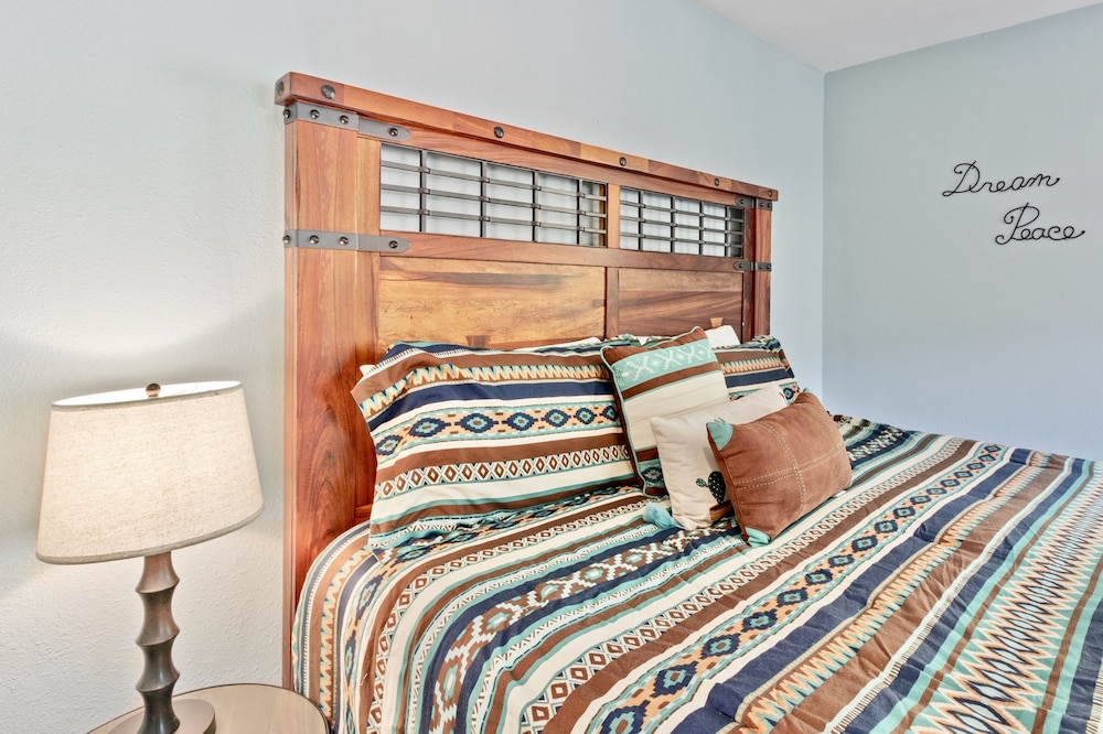 Destiny Vacation Home At Windcliff 3 Bedroom Home by RedAwning view 2