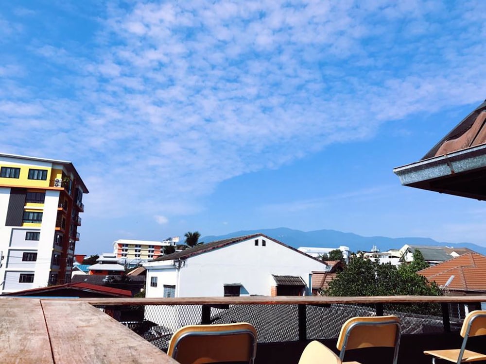 Haus Hostel