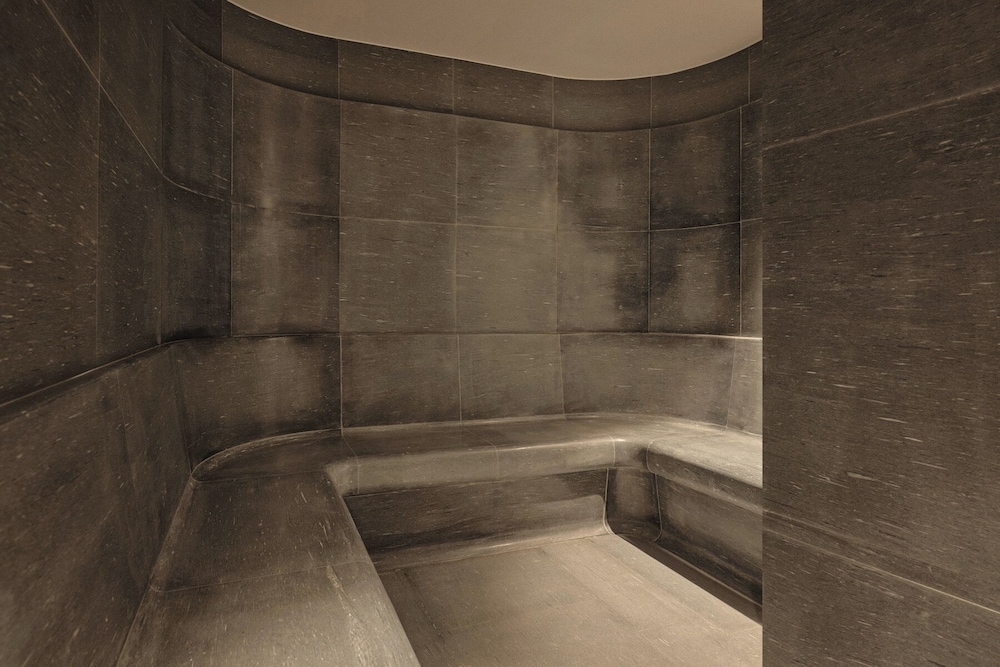 Kimpton Tsim Sha Tsui Hong Kong by IHG