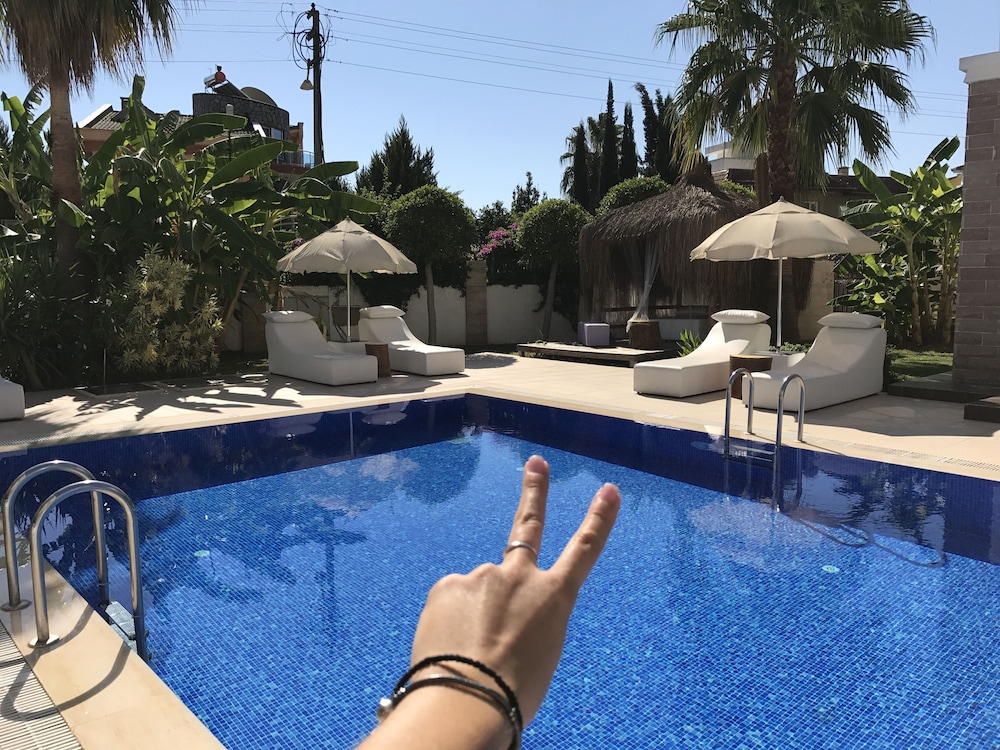 Bamont Villas