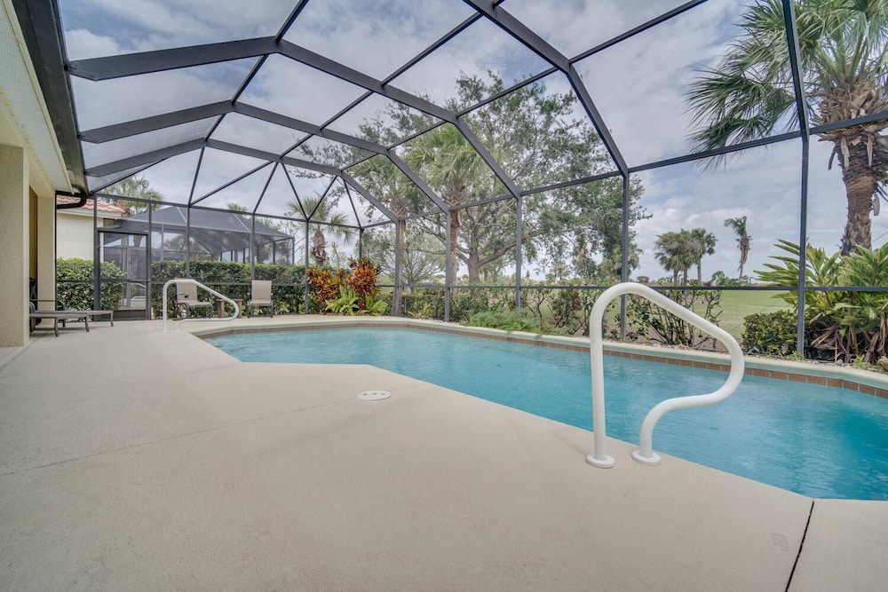16444 Crown Arbor Way