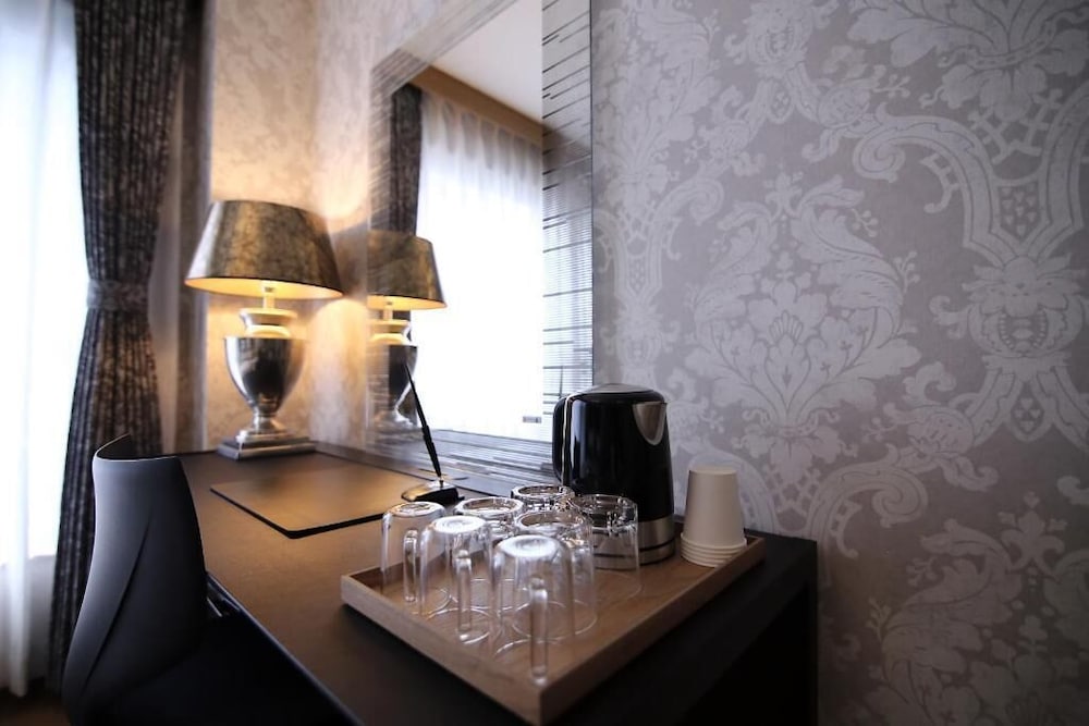 Shinjuku Global Hotel
