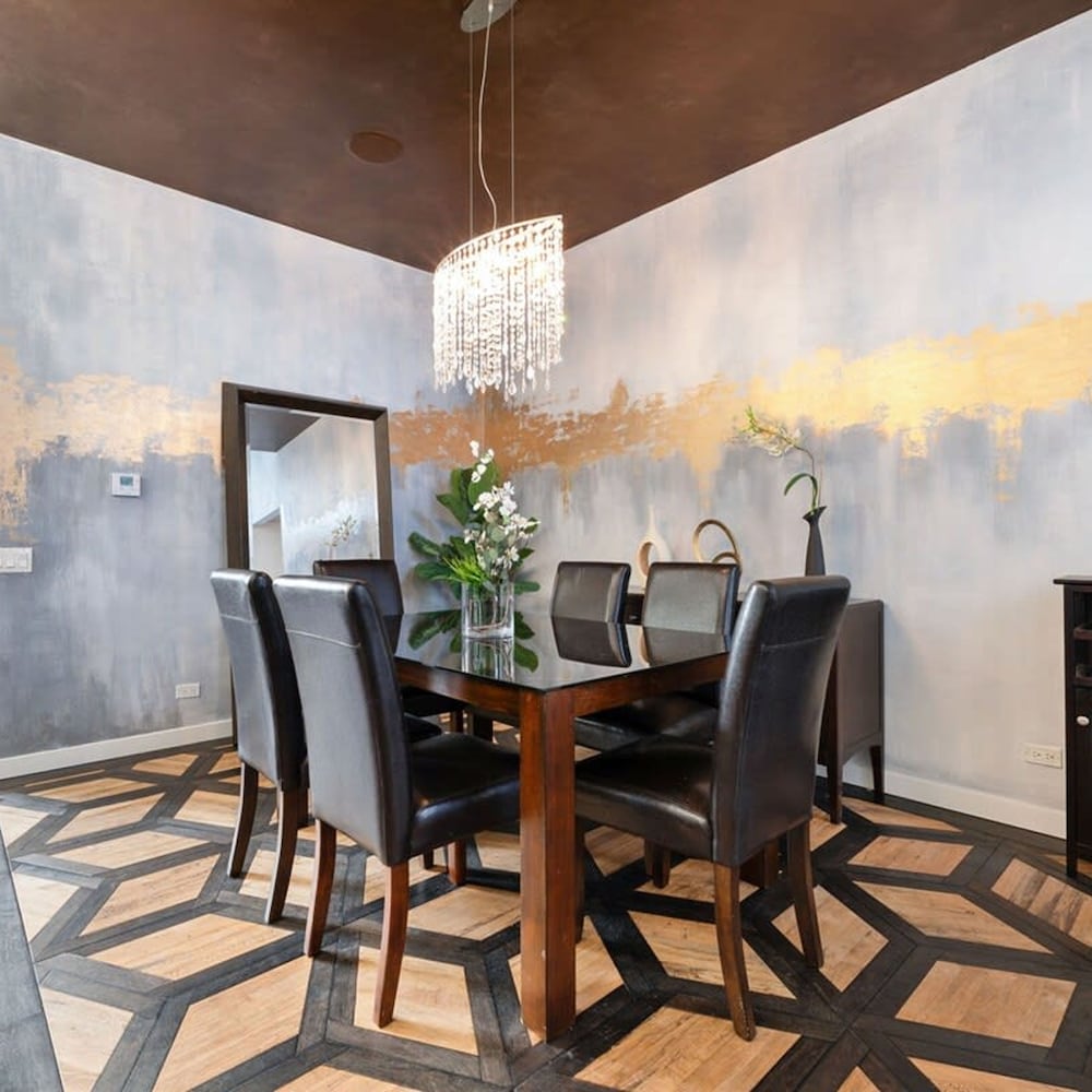 5BR 5BA Architectural Estate-theatre Gym Rooftop