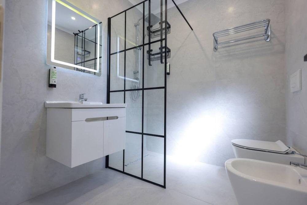 Lura Apartment 001 in Durr s