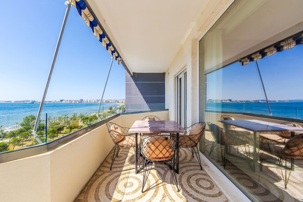 Tropicana Apartment Free Parking