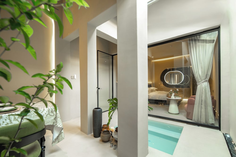 Jiangnanfu Bed and Breakfast