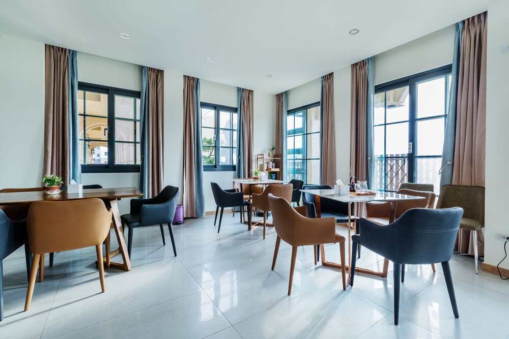 meeting & event spaces