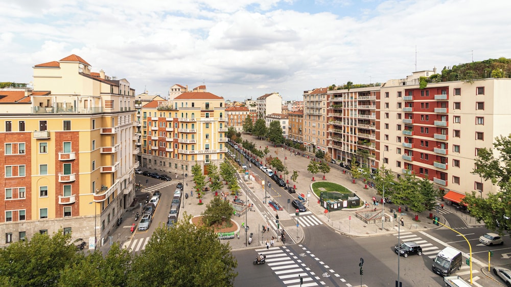 Italianway - Papiniano 38