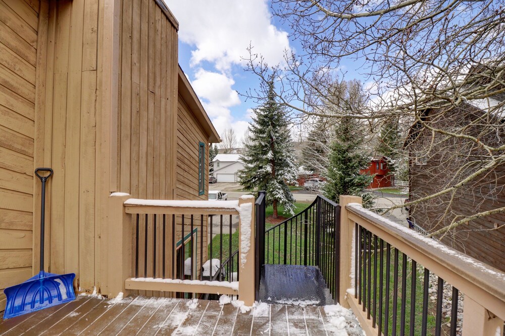 1250 Willow Grove 3 Bedroom Townhouse