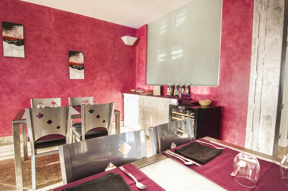 Hostal Restaurante Casti - Property Image 7