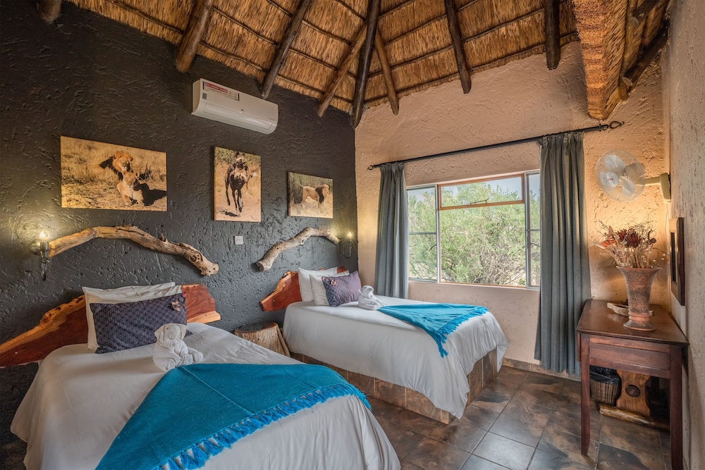 Grassland Safari Lodge