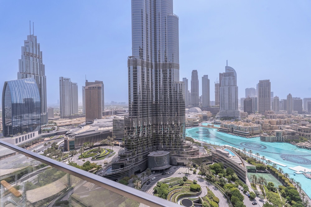 Address Residences Dubai Opera - Burj Khalifa City Views 2 & 3-Bedroom Apartment 1 minute walk to Burj Khalifa, Dubai Mall, Dubai Fountain by Heaven Crest