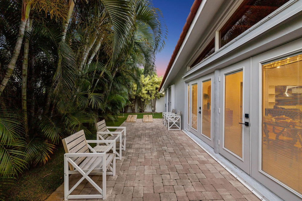 Kasa Rio 5BD 3BA House Private Pool Ft Lauderdale view 4