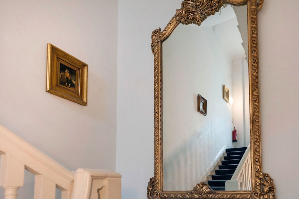 Metrostays - O'Connell Street 84-1
