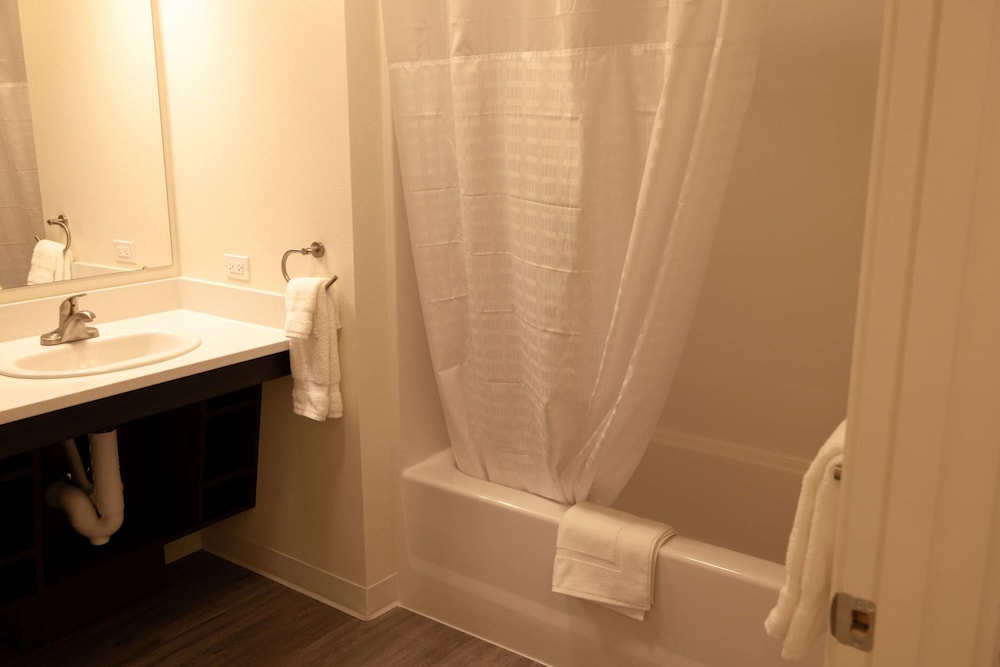 Hawthorn Extended Stay by Wyndham Jackson Alpine