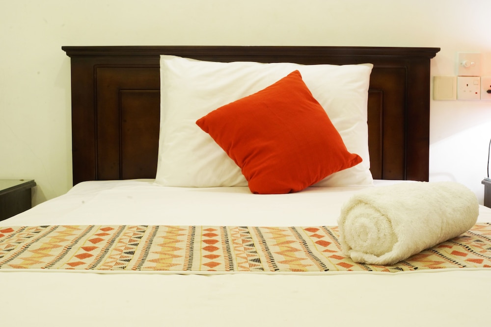 Moon Hills Hotel
