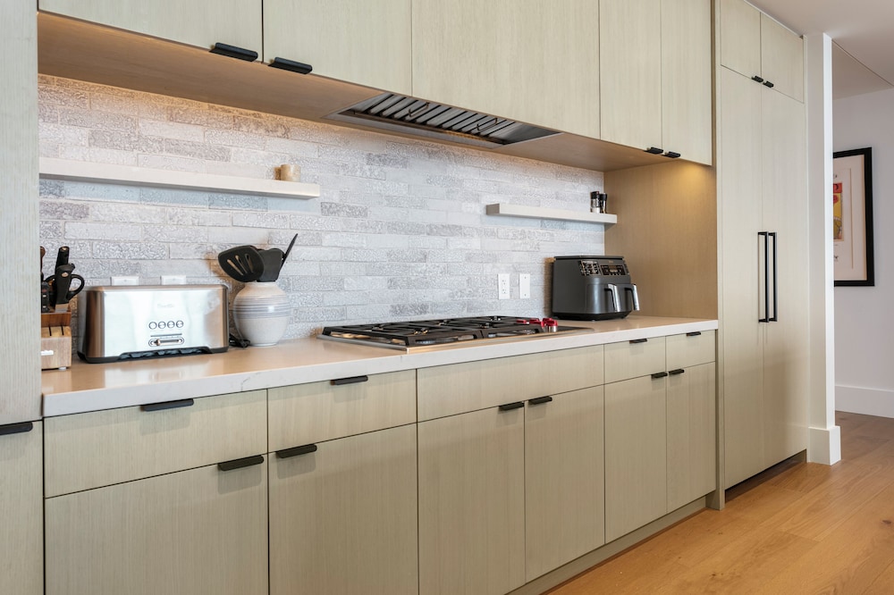 Argent at Deer Valley Resort - Three Bedroom Deluxe #405 3 Condo