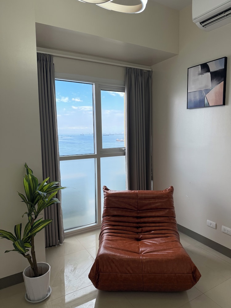 Luxurious European Style Penthouse Modern Apart ment Cross City of Dreams OKADA SOLAIRE MOA Airport