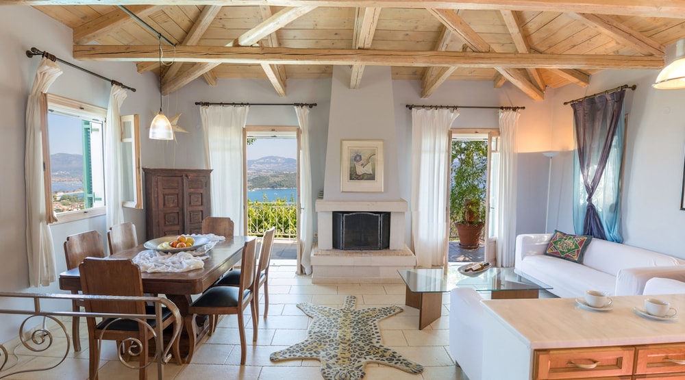 Lefkada Collection Villas