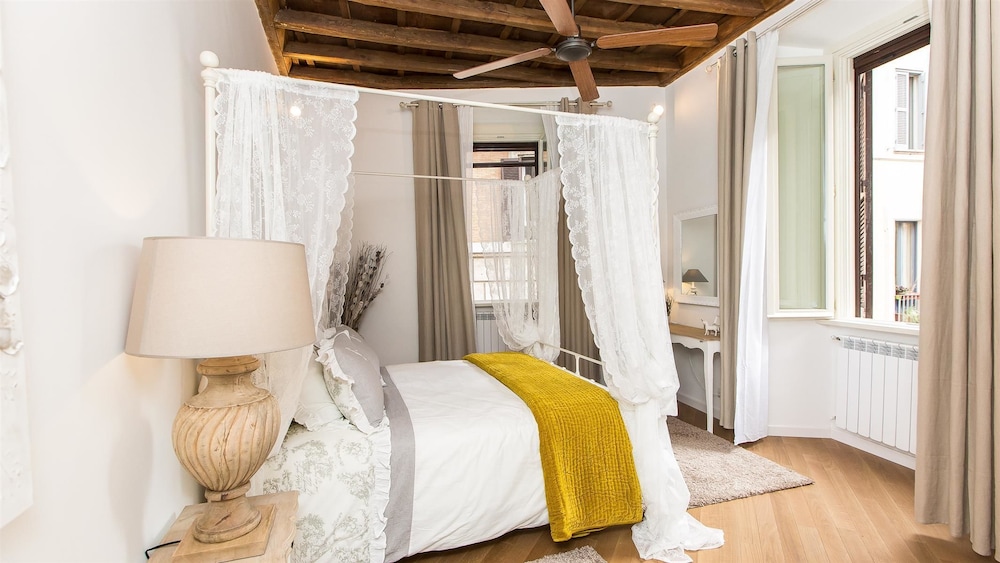 Rental In Rome Navona Atmosphere Apartment